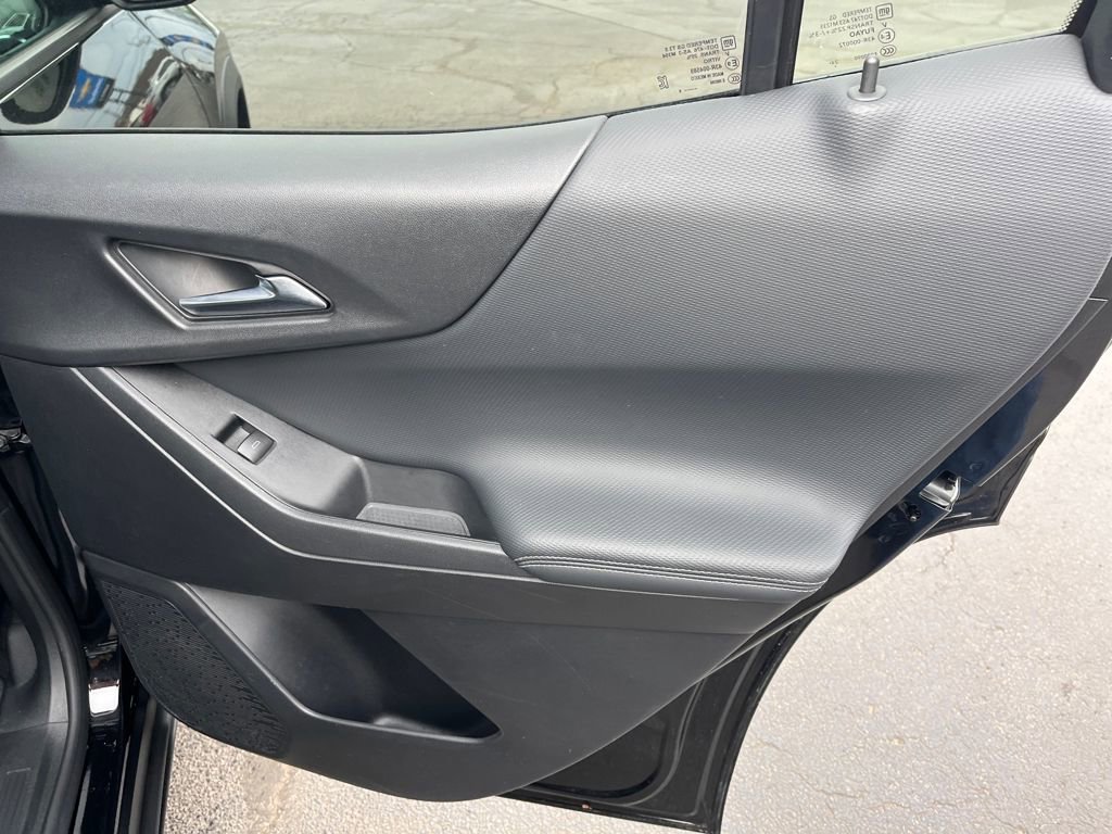 Used 2025 Chevrolet Equinox LT image 24