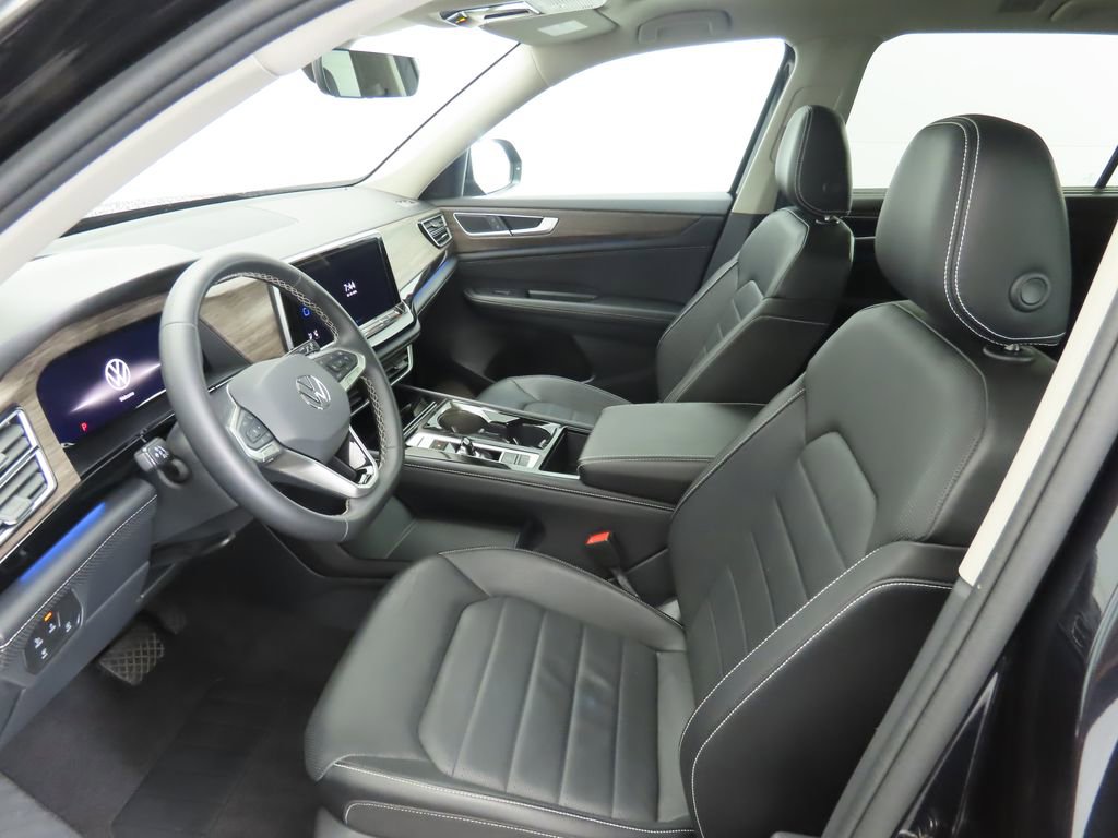 Certified 2024 Volkswagen Atlas SEL image 18