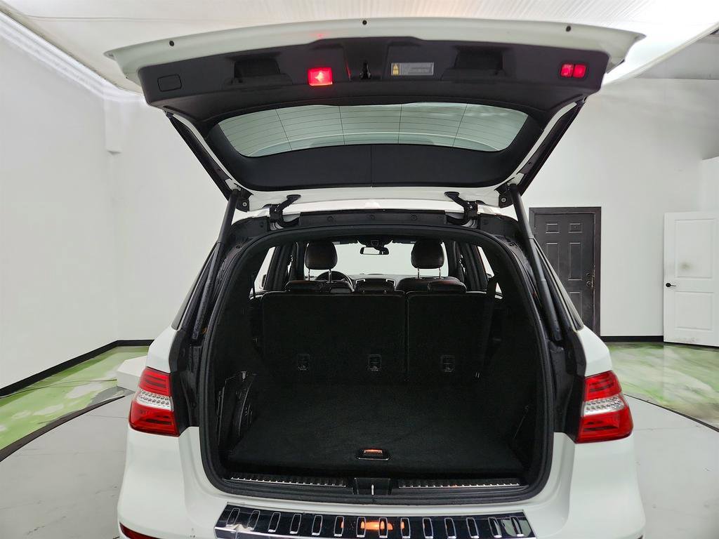 Used 2015 Mercedes-Benz ML 400 4MATIC image 32