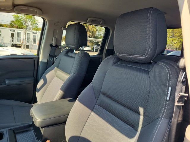 Used 2022 Nissan Frontier SV RWD image 21