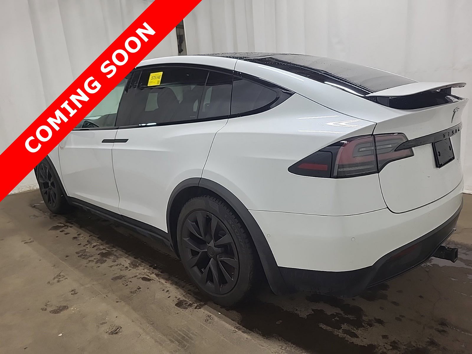 Used 2023 Tesla Model X image 3