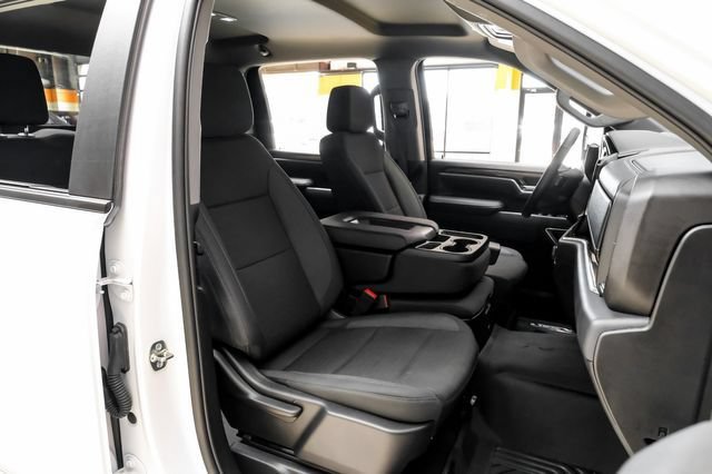 Used 2026 Chevrolet Silverado 2500 LT AWD/4WD image 39