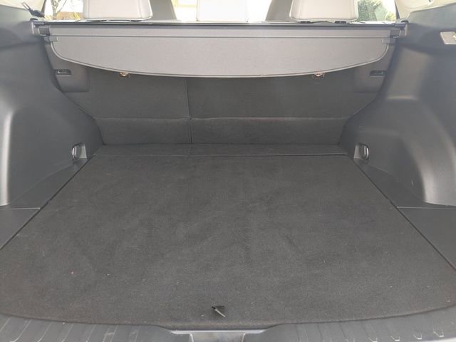 Used 2019 Toyota RAV4 XLE Premium image 30