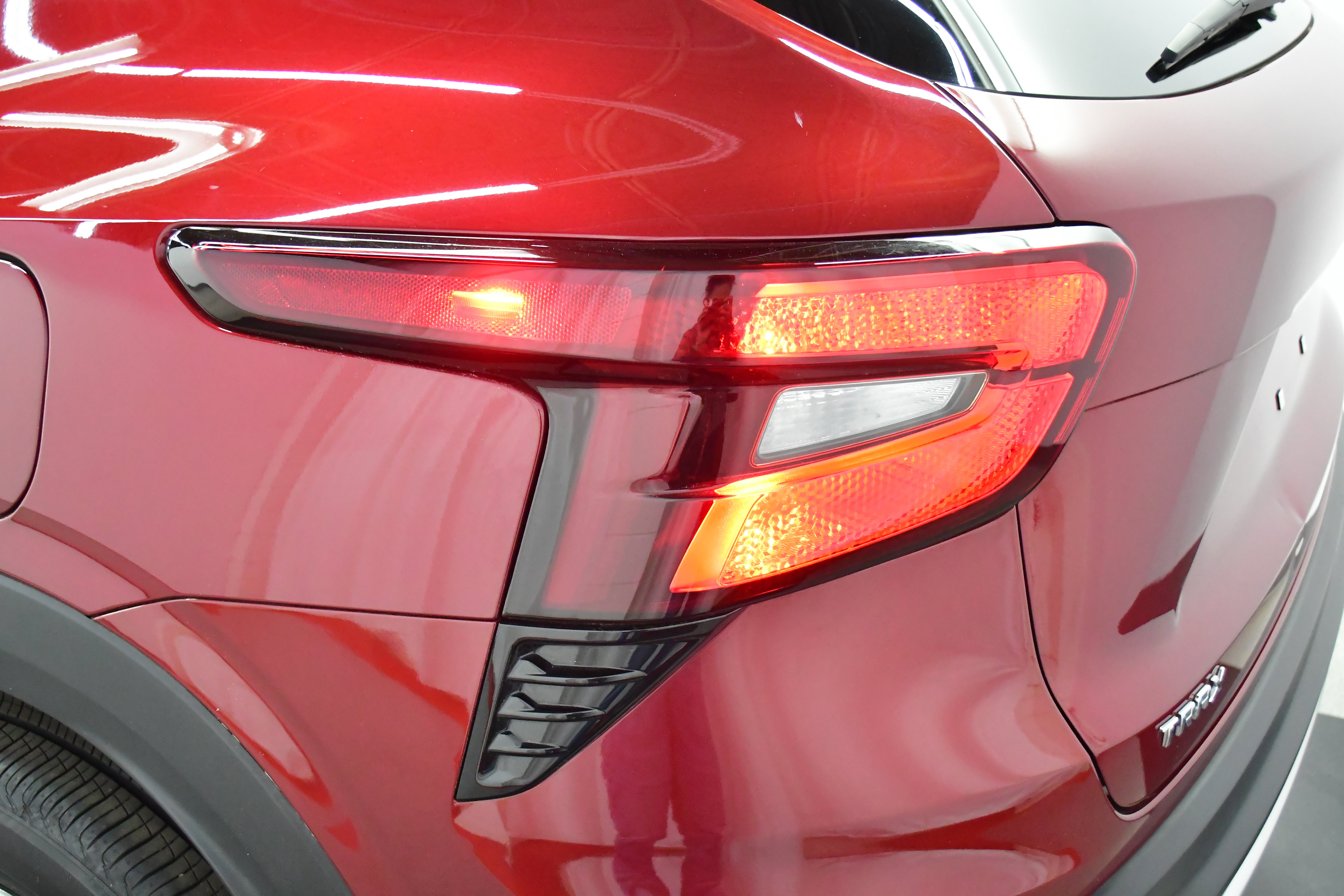 Used 2025 Chevrolet Trax LT image 32