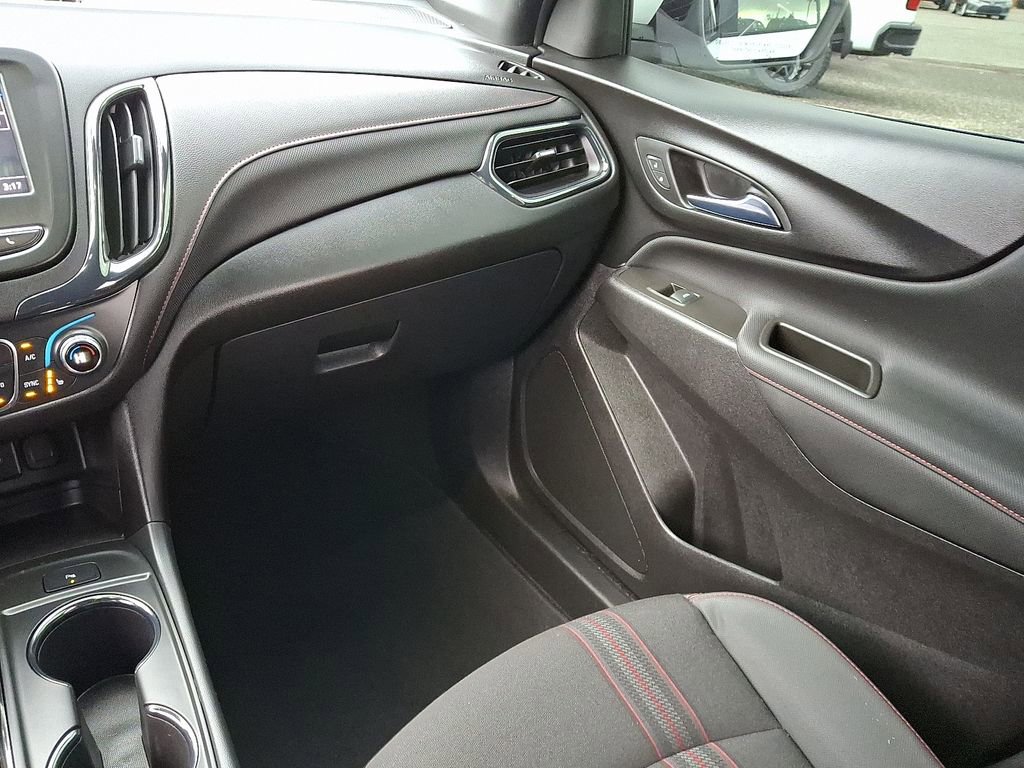 Used 2024 Chevrolet Equinox RS image 17