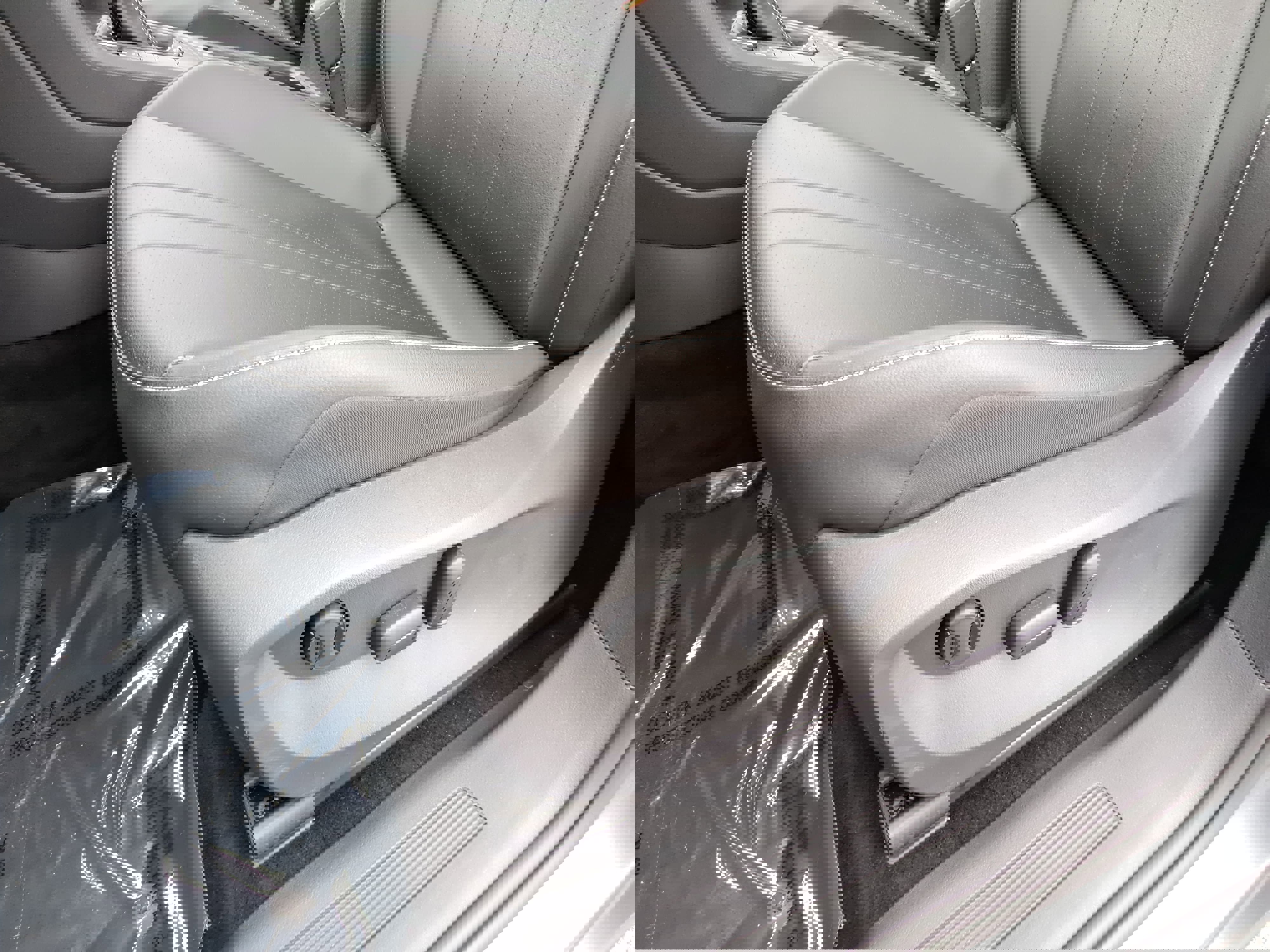 Certified 2023 Volkswagen Tiguan SE w/ Panoramic Sunroof Package image 27