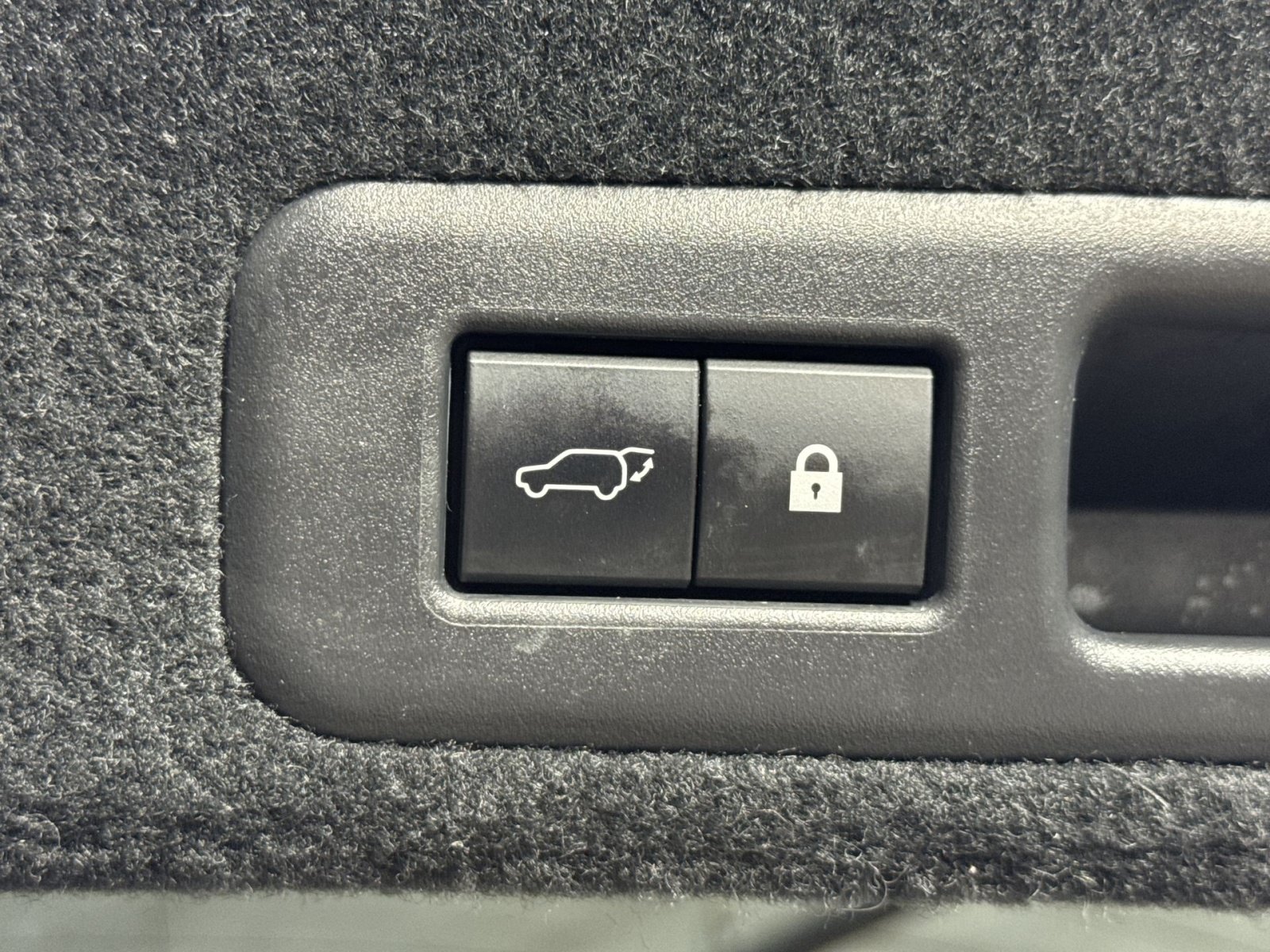 Used 2020 Lexus RX 450h AWD w/ Premium Package image 39