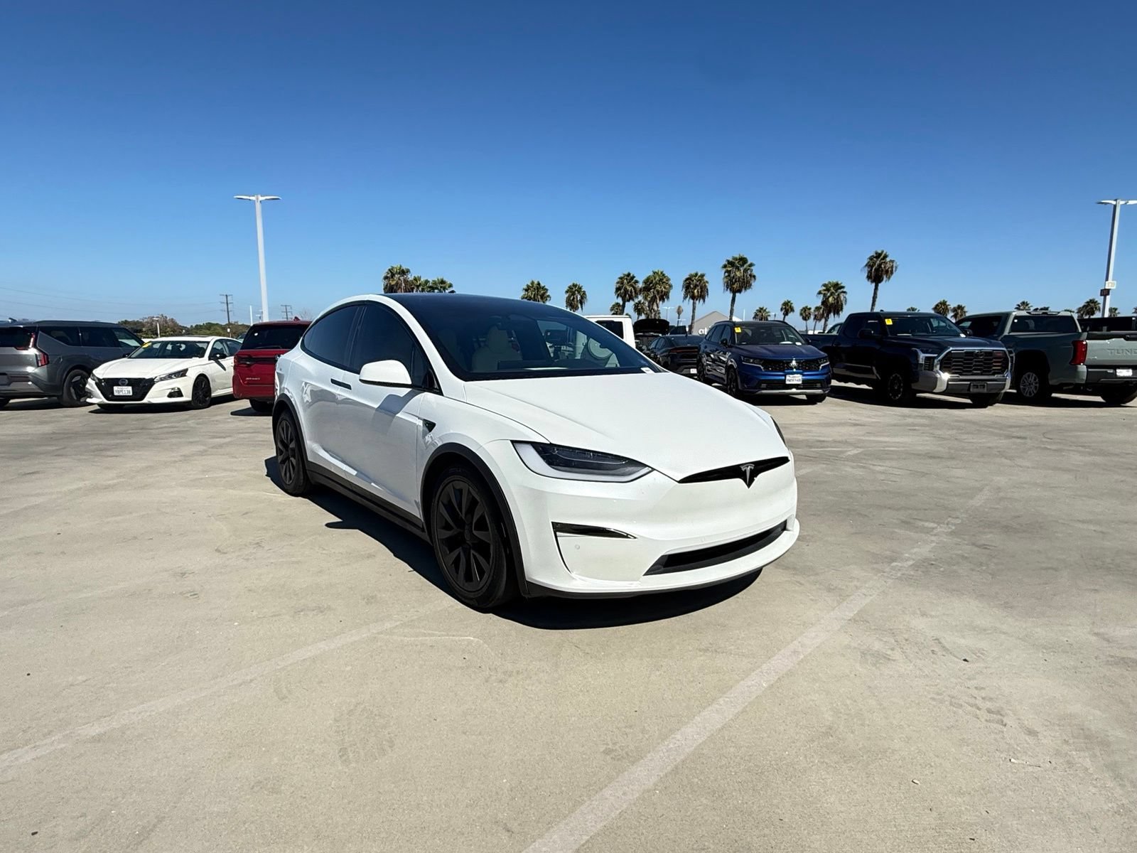 Used 2022 Tesla Model X AWD/4WD image 4