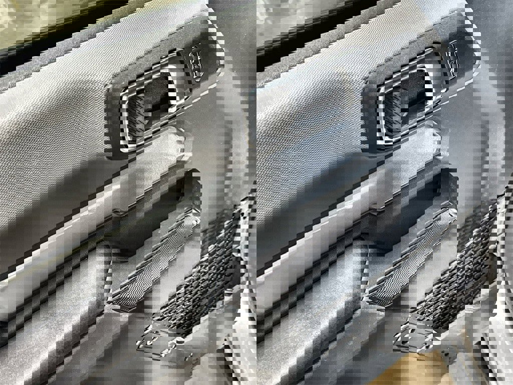 Used 2024 Ford Bronco Black Diamond image 14