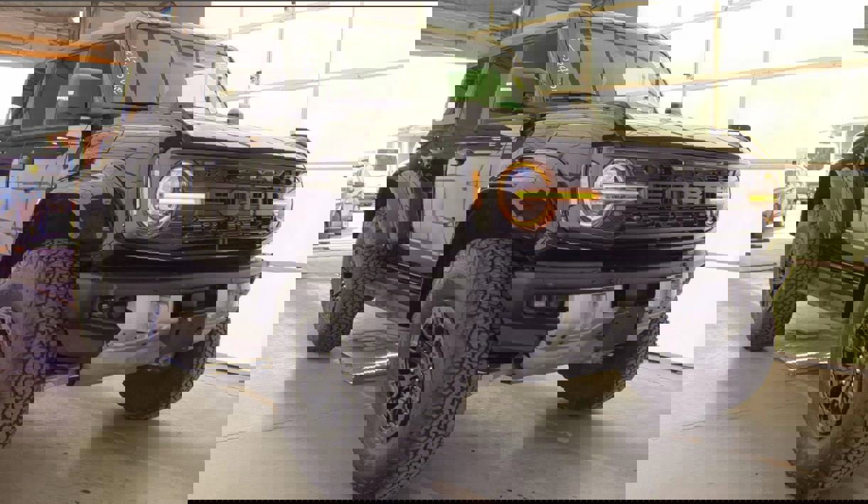 Used 2024 Ford Bronco Raptor w/ Interior Carbon Fiber Pack 6 image 3