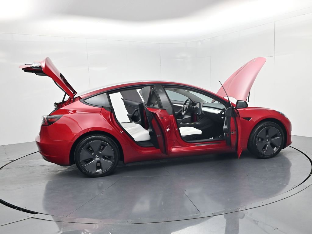 Used 2023 Tesla Model 3 Standard Range image 60