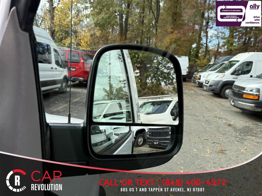 Used 2017 Chevrolet Express 3500 LT w/ LT Preferred Equipment Group RWD image 38
