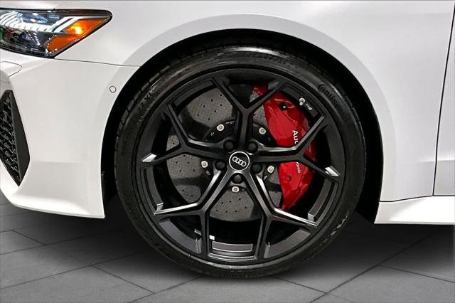 Used 2025 Audi RS 7 Performance w/ Matte Carbon Package AWD/4WD image 10