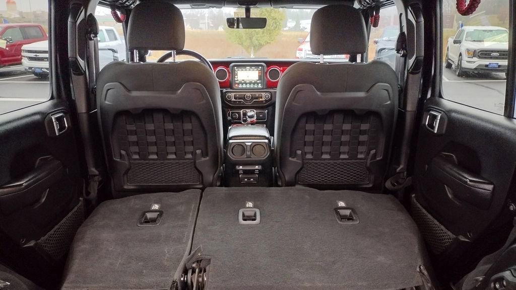 Used 2022 Jeep Wrangler Unlimited Rubicon image 25