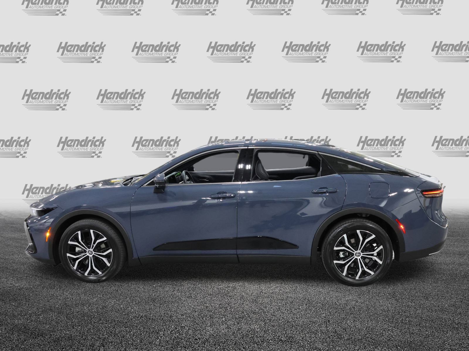 Used 2025 Toyota Crown XLE image 6