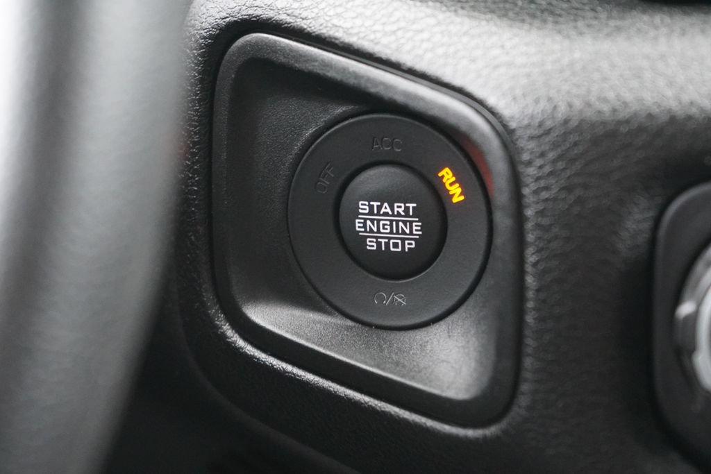 Used 2024 Jeep Gladiator Sport AWD/4WD image 22