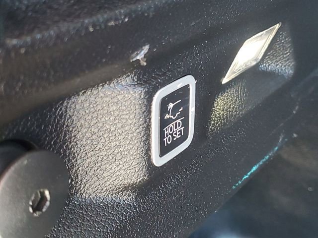 Used 2023 Jeep Grand Cherokee L Limited image 35