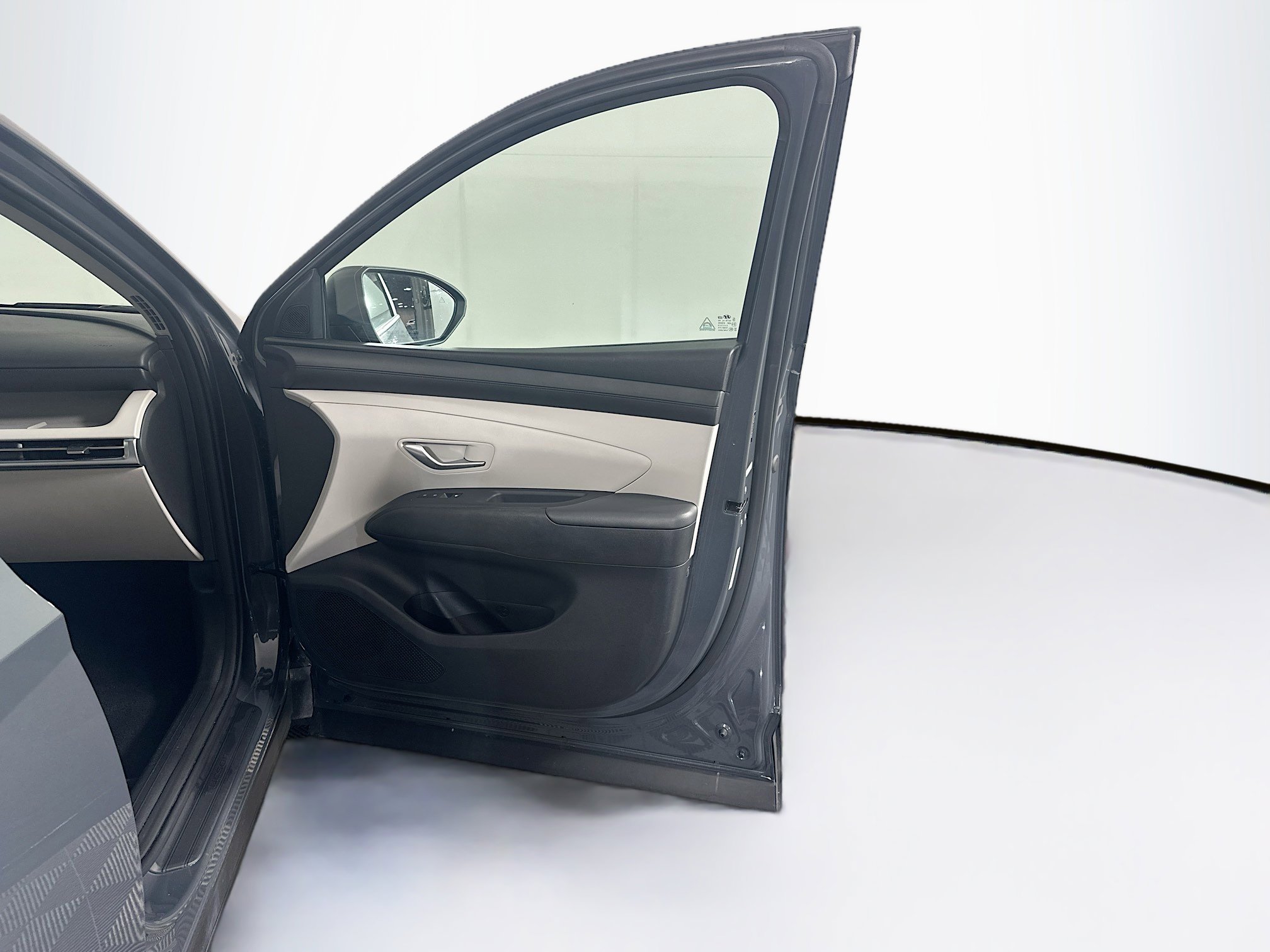 Used 2025 Hyundai Tucson SEL AWD/4WD image 33