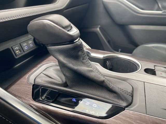 Used 2022 Toyota Highlander Limited image 24