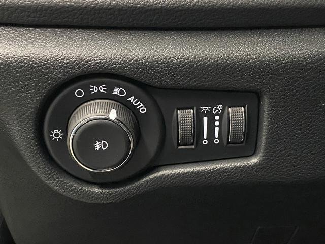 New 2026 Chrysler Pacifica Limited w/ S Appearance Package image 25