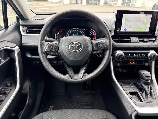 Used 2023 Toyota RAV4 XLE w/ Convenience Package FWD image 19
