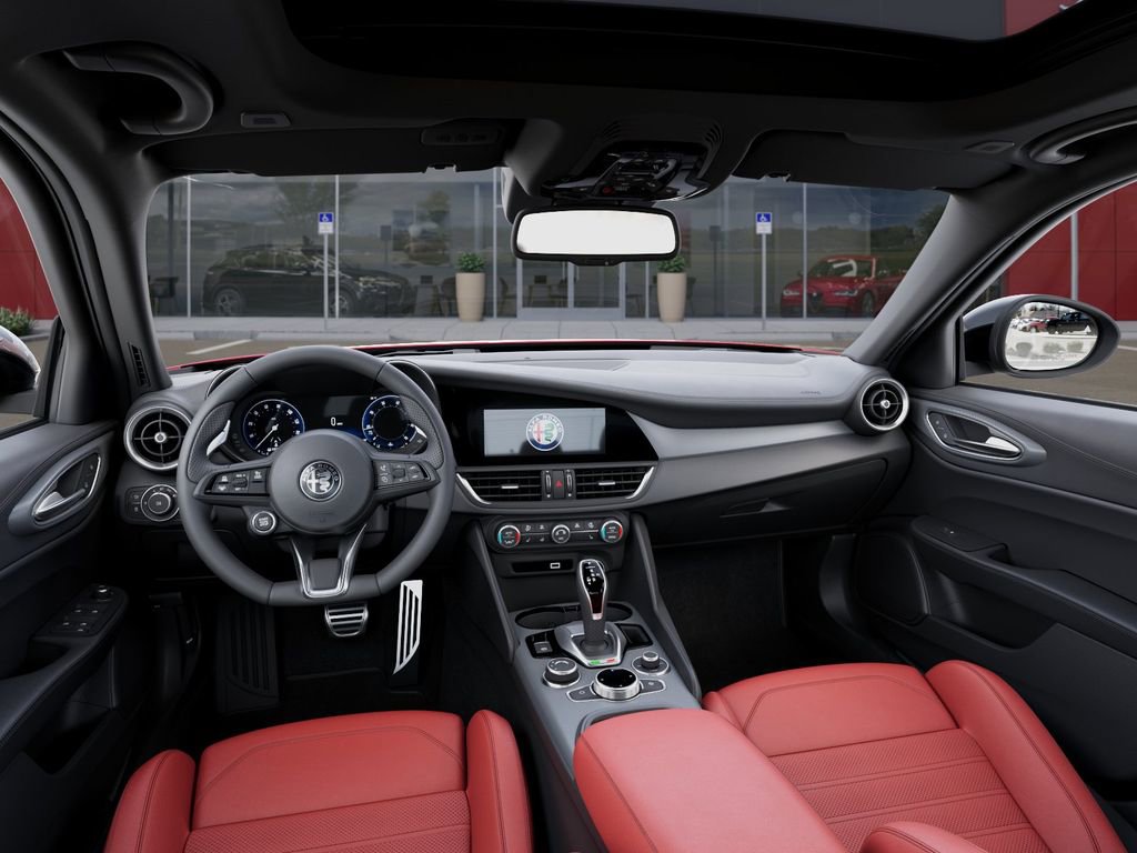 New 2025 Alfa Romeo Giulia AWD w/ Driving Assist Package image 15