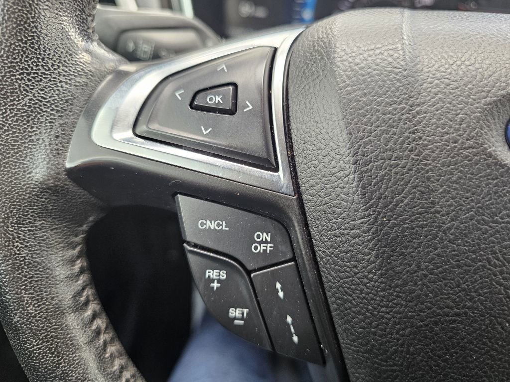 Used 2020 Ford Fusion SEL FWD image 26