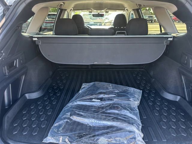Used 2020 Subaru Outback Premium w/ Popular Package #1 AWD/4WD image 22