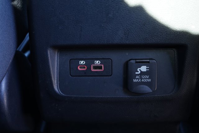 Used 2023 Nissan Frontier SV w/ SV Convenience Package AWD/4WD image 30