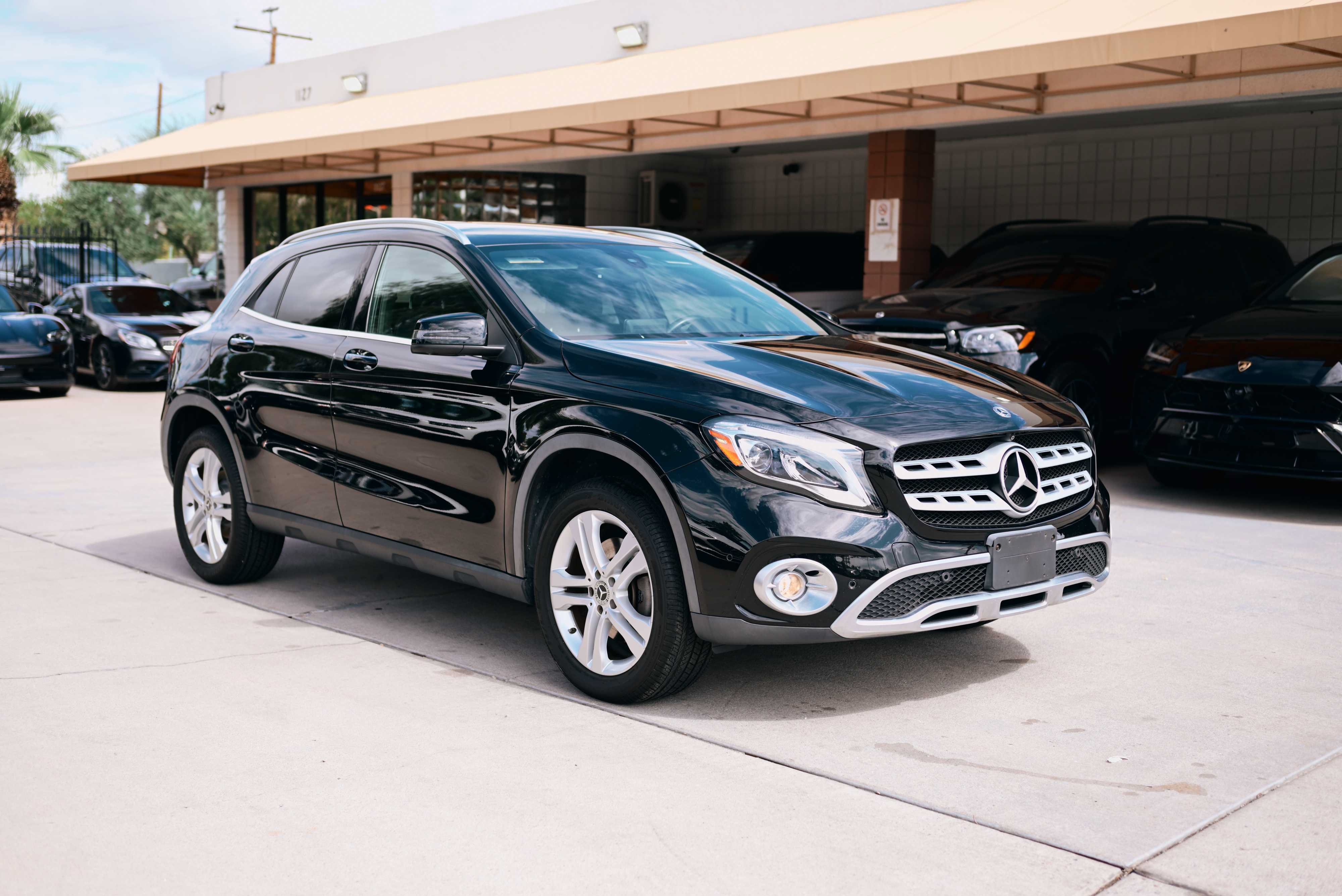 Used 2019 Mercedes-Benz GLA 250 4MATIC image 3