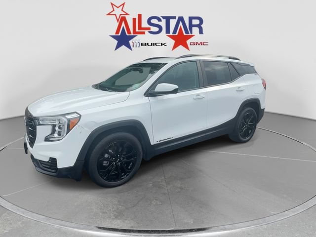 Used 2022 GMC Terrain SLE w/ Elevation Edition FWD image 3