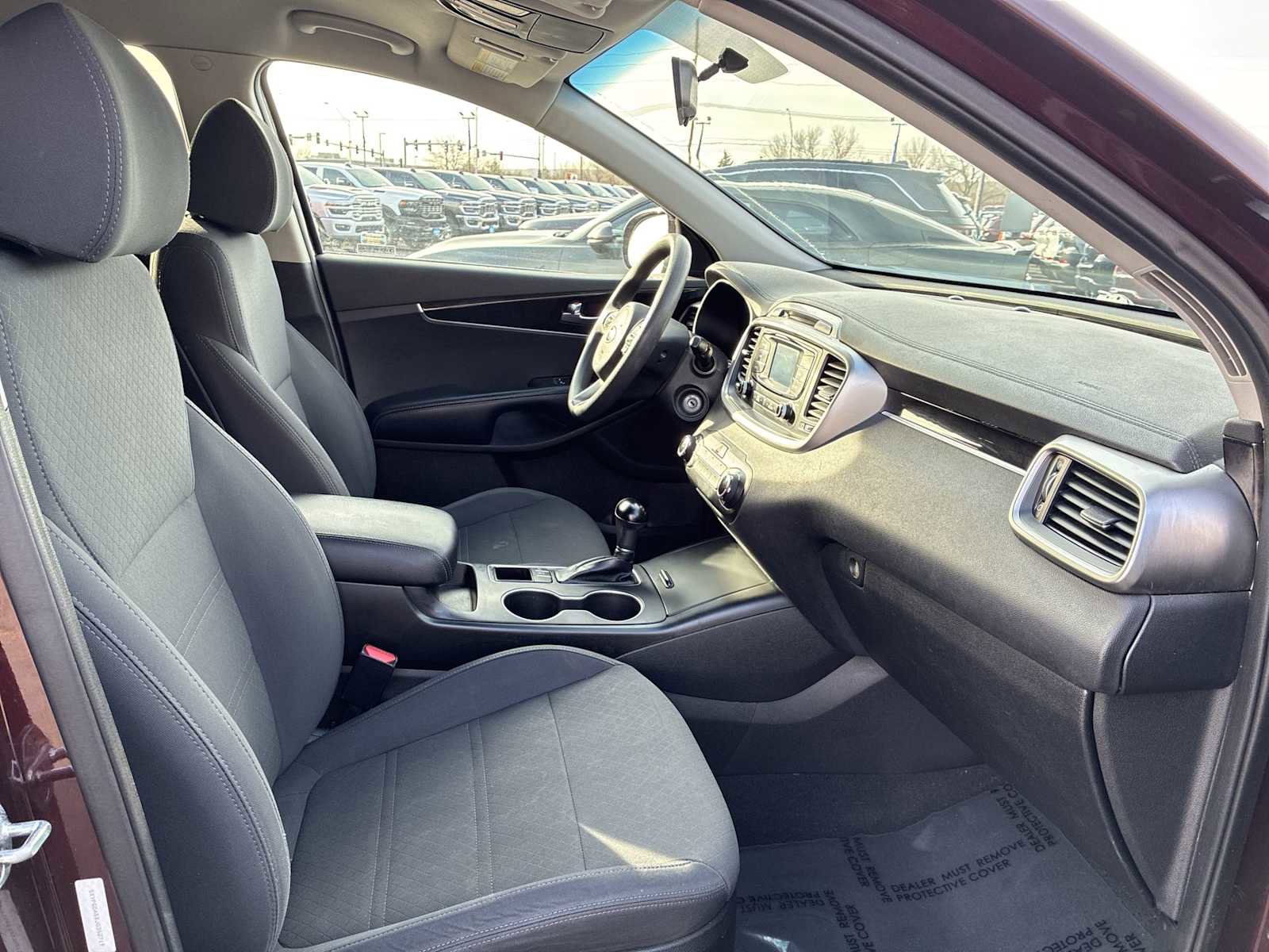 Used 2018 Kia Sorento LX image 26