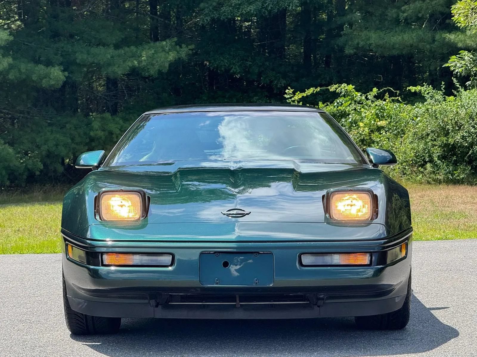 Used 1994 Chevrolet Corvette Coupe RWD image 4