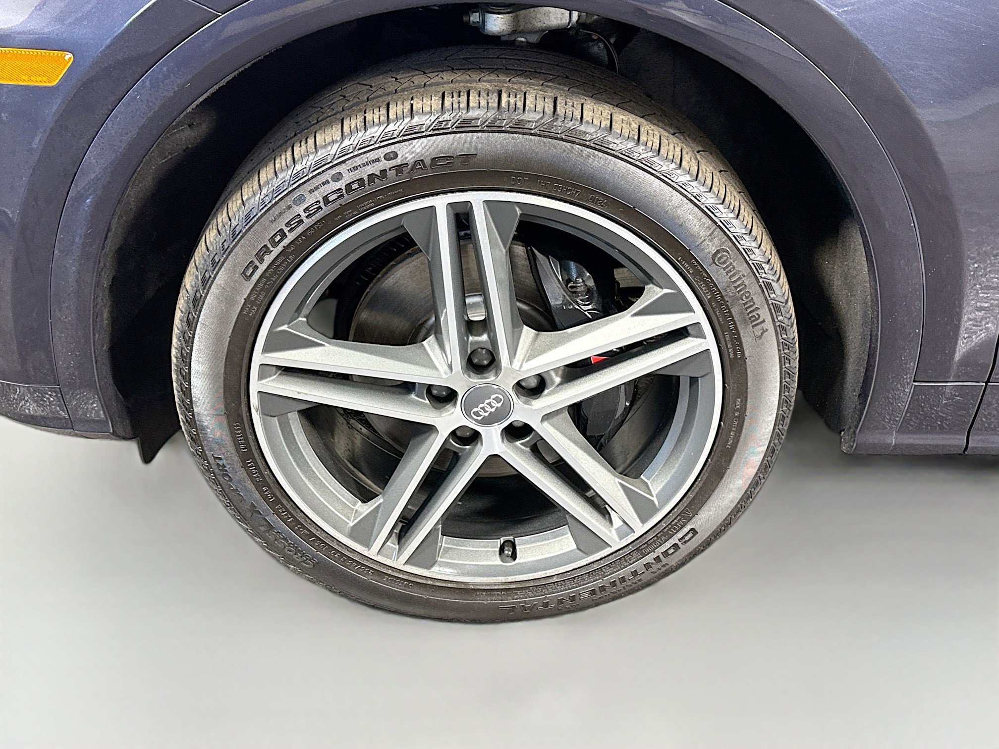 Used 2020 Audi SQ5 Premium Plus w/ Premium Plus Package image 38