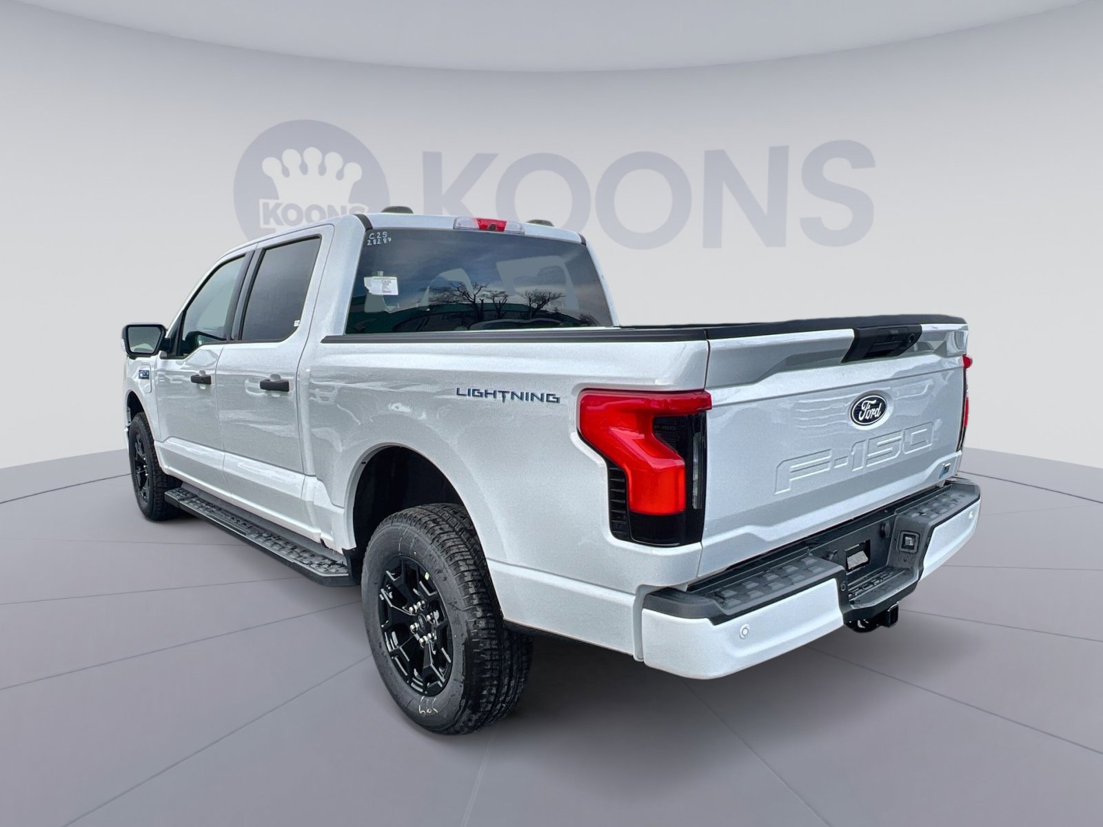 New 2025 Ford F150 Lightning XLT image 4