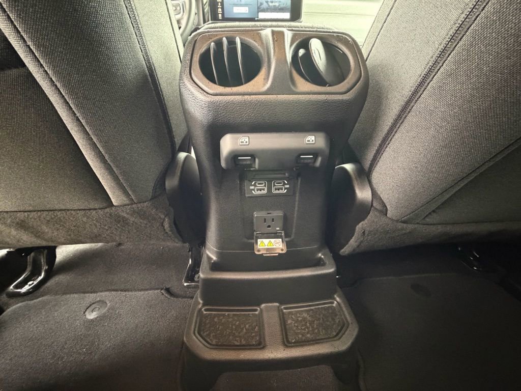 Certified 2025 Jeep Wrangler Unlimited Sahara w/ Safety Group image 35