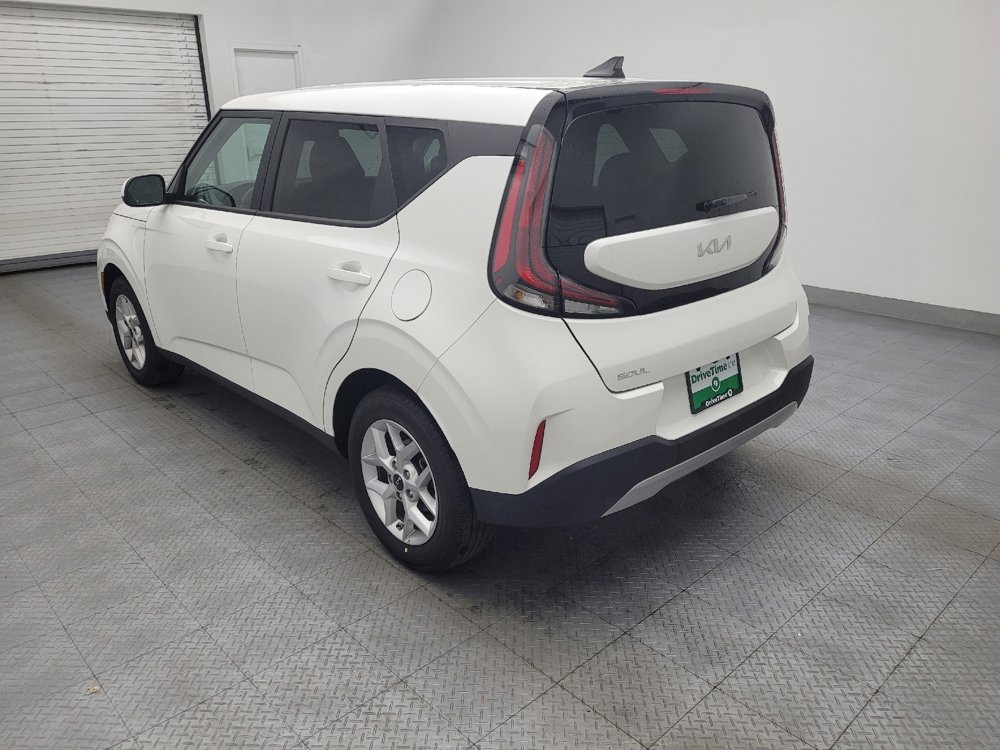 Used 2025 Kia Soul S image 5