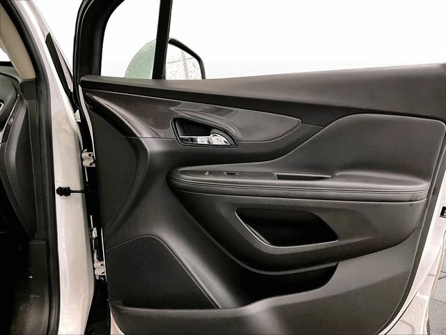 Used 2019 Buick Encore Essence FWD image 23