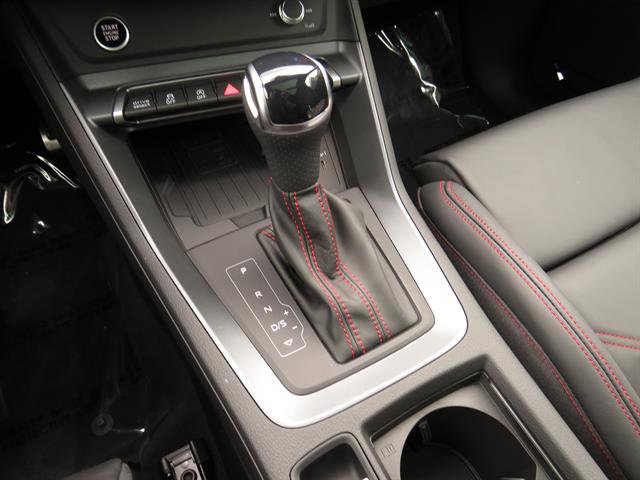 Used 2025 Audi Q3 2.0T Premium Plus image 12