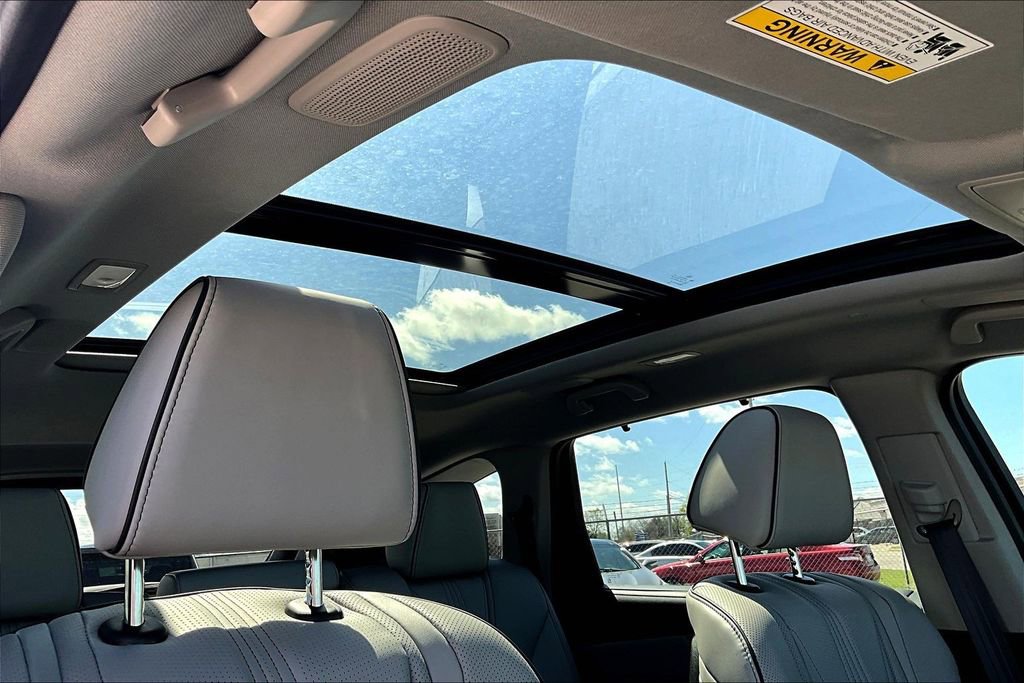 Used 2025 Acura MDX w/ Advance Package image 22