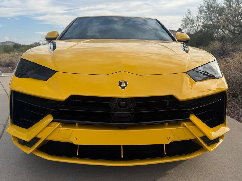 Used 2023 Lamborghini Urus S AWD/4WD image 9