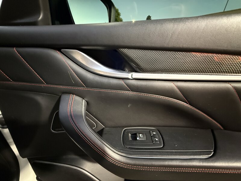 Used 2019 Maserati Levante GranSport AWD/4WD image 30