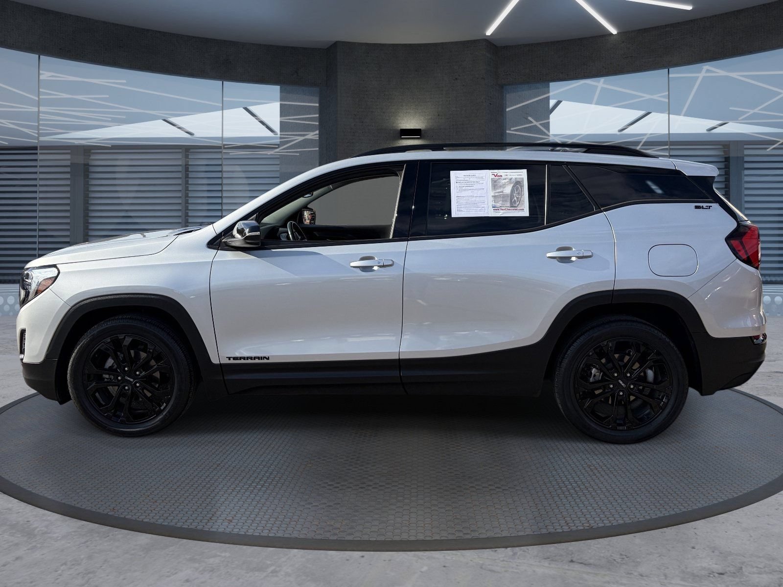 Certified 2021 GMC Terrain SLT w/ Infotainment Package II FWD image 3