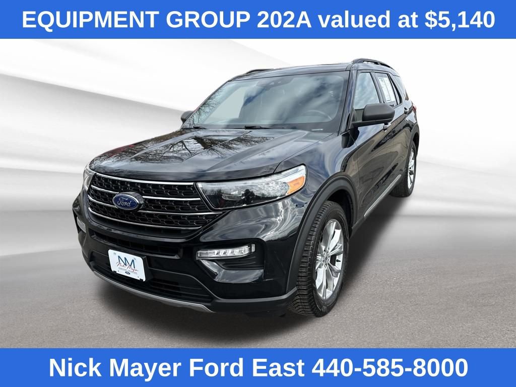 Used 2020 Ford Explorer XLT w/ Equipment Group 202A image 3