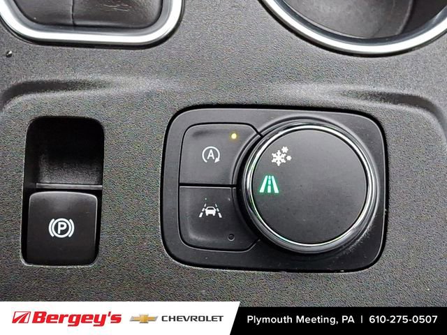 Certified 2023 Chevrolet Traverse LT w/ LPO, Floor Liner Package image 28