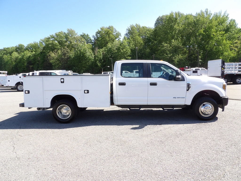 Used 2019 Ford F350 XL w/ Power Equipment Group AWD/4WD image 9
