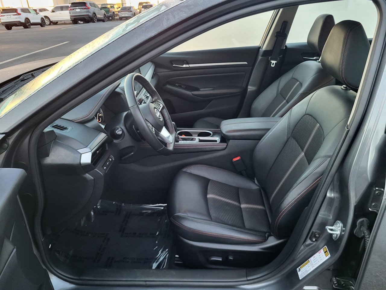 Used 2024 Nissan Altima 2.5 SR image 11