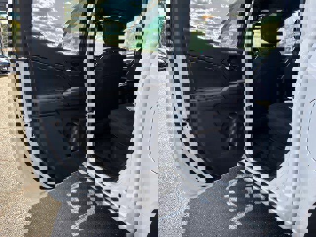 New 2026 GMC Canyon Elevation w/ Convenience Package image 29