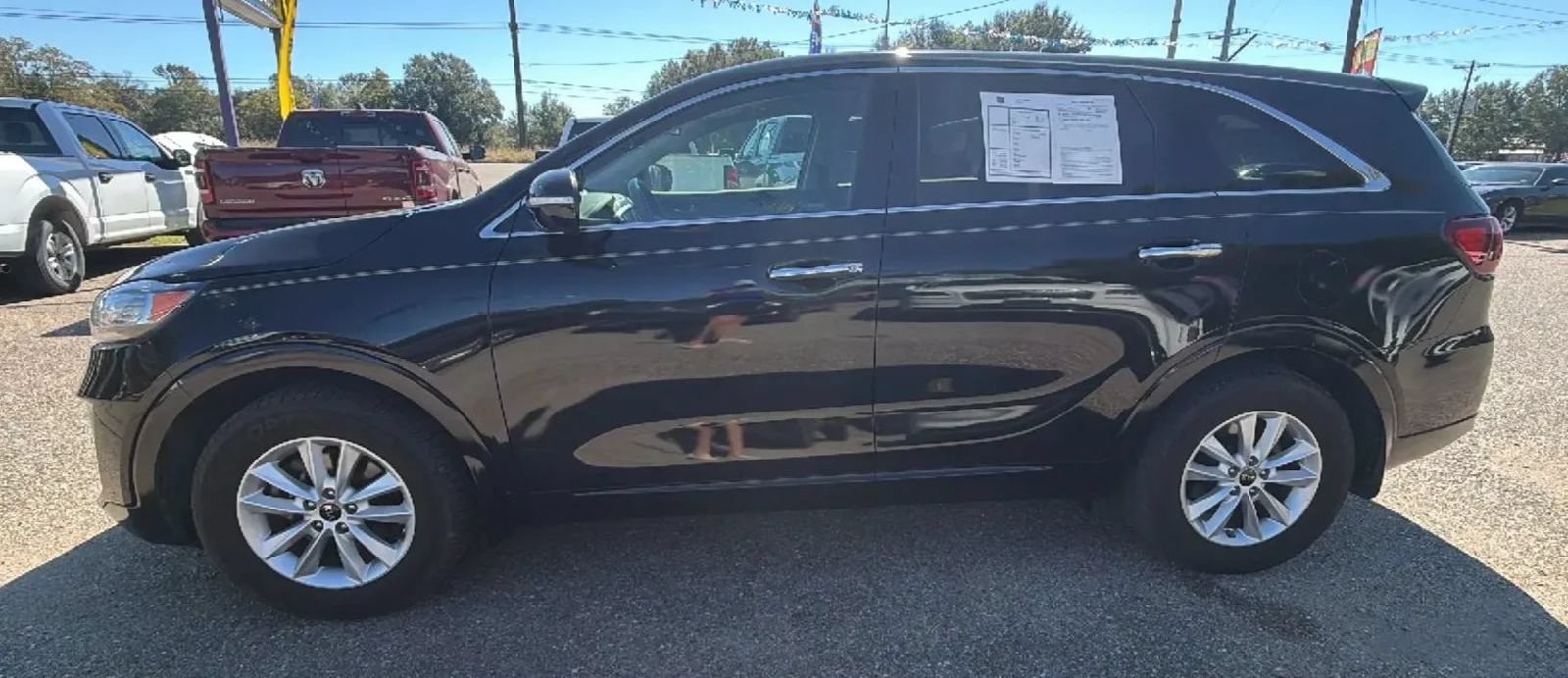 Used 2020 Kia Sorento LX FWD image 5