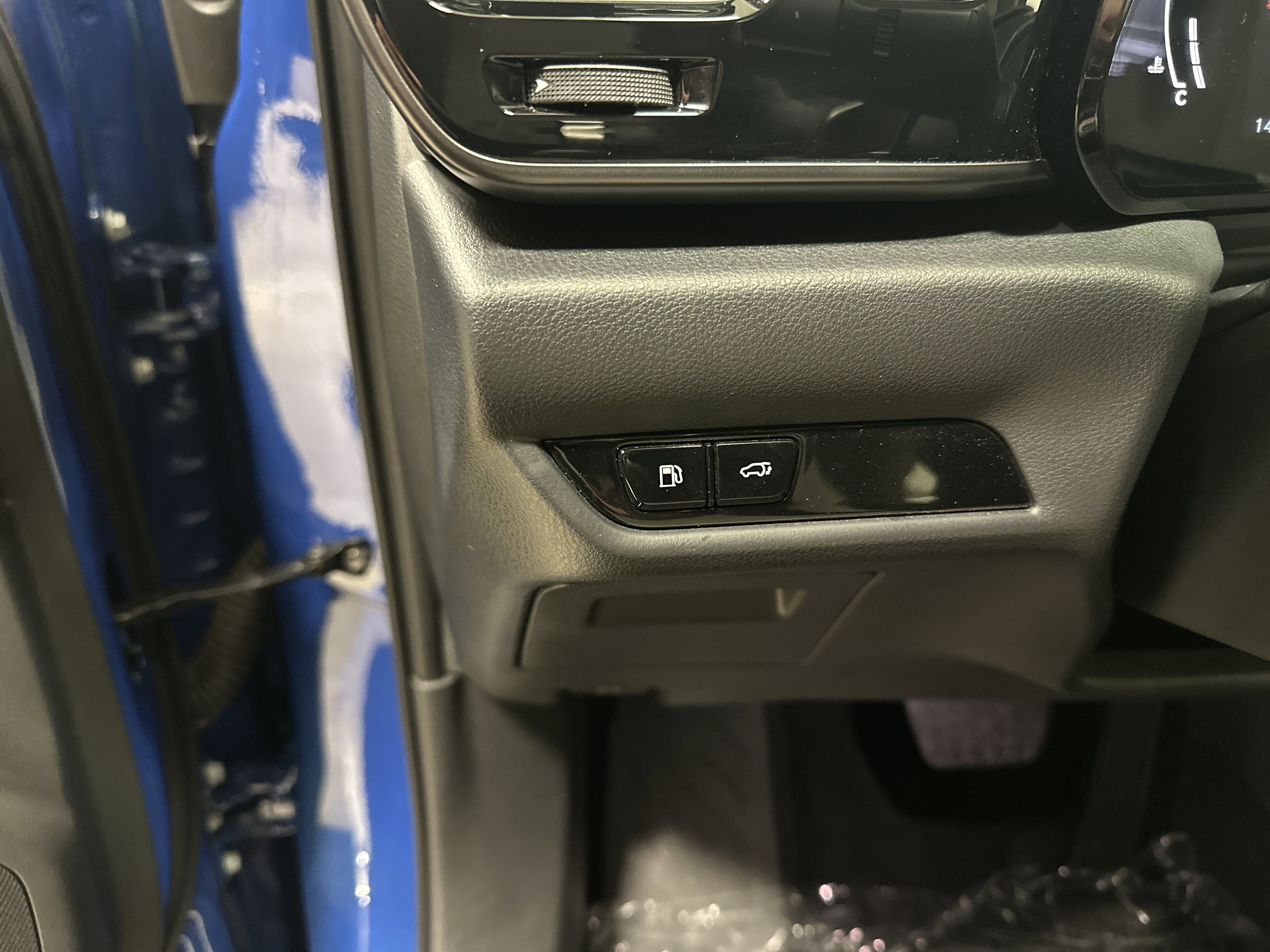 Certified 2025 Lexus NX 350 AWD w/ Cold Area Package image 37